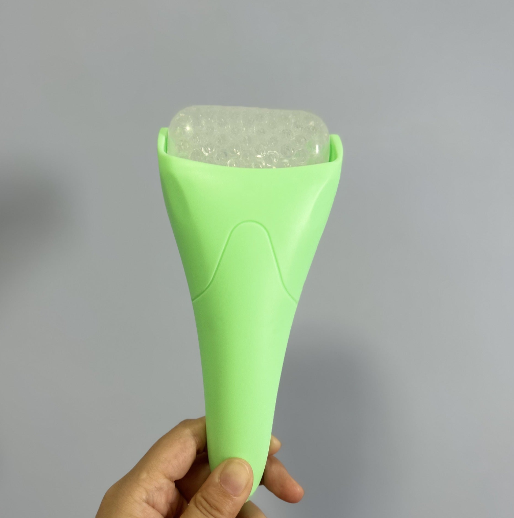 Beauty Ice Roller Face Massage Tool With Cold Balls